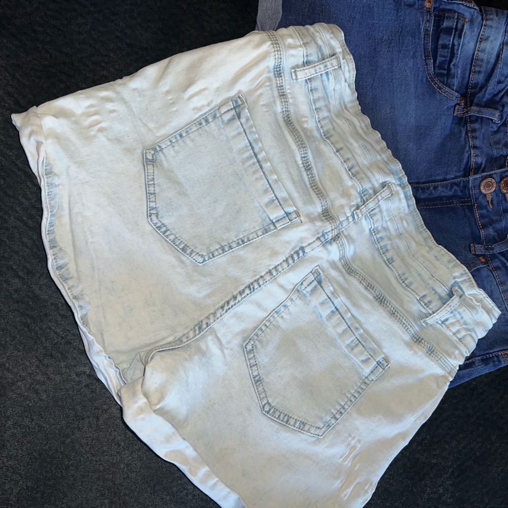 Cotton on shorts light and dark wash - Picture 5 of 5